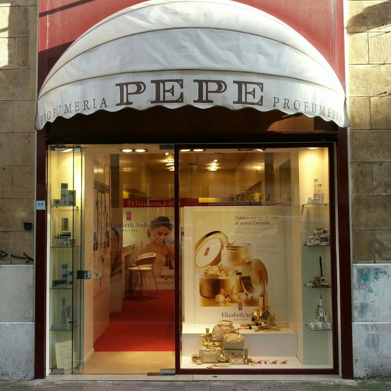 Allestimenti vetrine a Bari Turi Eugenio